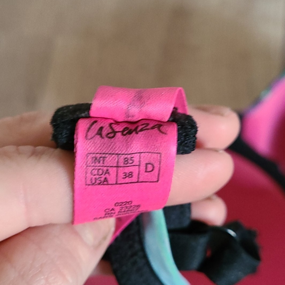 Bra - Picture 8 of 8